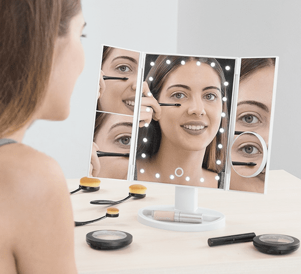 Espejo Maquillaje con Luz 4 Aumentos 16 LED en Iluminación - Tríptico – NEW  PLANET HOME