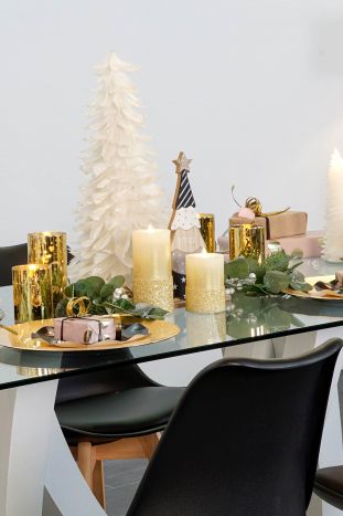 Decoracion luminosa led cera 7x7x15,5 2xaa